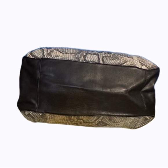 Furla Italian Leather tote python print stunning bag - Picture 3 of 12